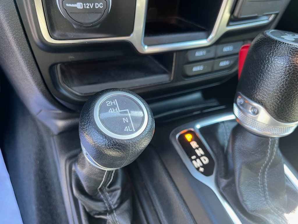 Jeep Wrangler Sport 2024 à Saint-Georges, Québec - 16 - w1024h768px