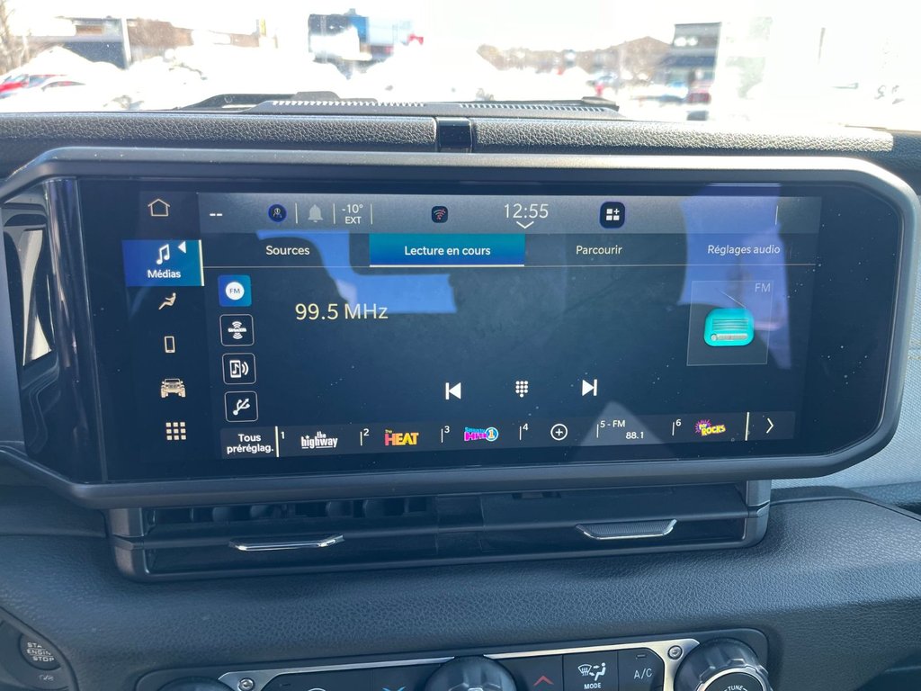 Jeep Wrangler Sport 2024 à Saint-Georges, Québec - 11 - w1024h768px