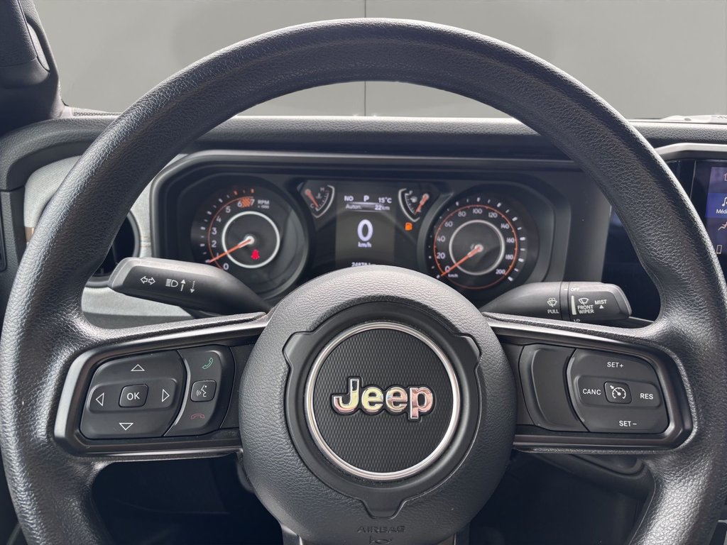 Jeep WRANGLER SPORT  2024 à Saint-Georges, Québec - 14 - w1024h768px