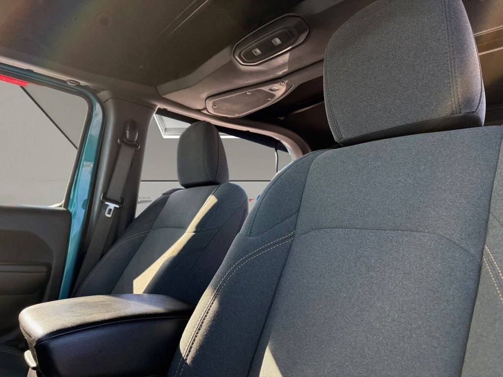 2024 Jeep WRANGLER SPORT in Saint-Georges, Quebec - 10 - w1024h768px