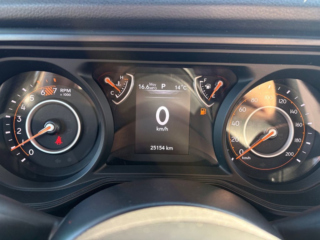 2024 Jeep WRANGLER SPORT in Saint-Georges, Quebec - 14 - w1024h768px