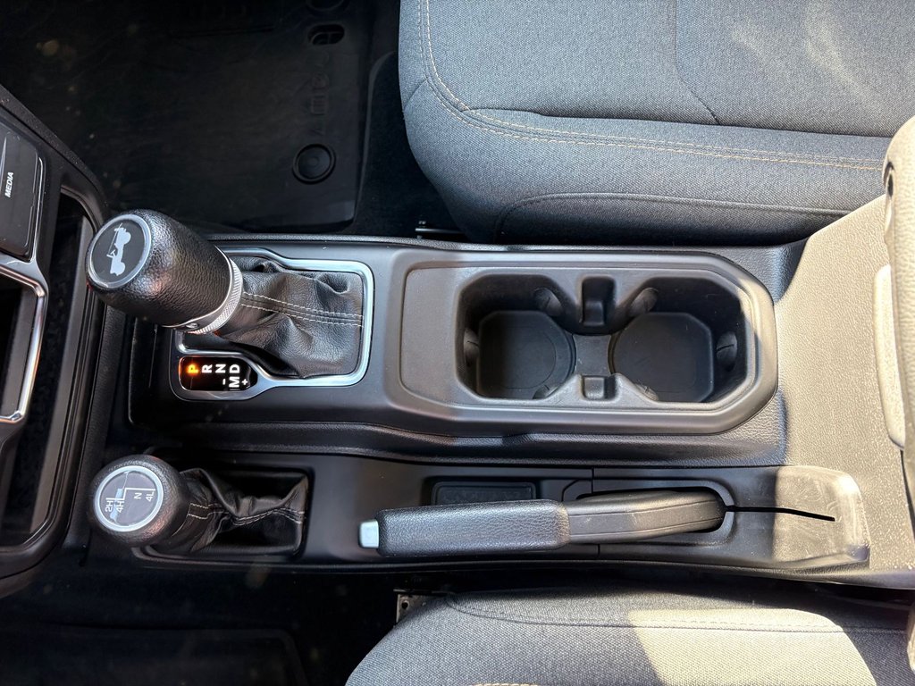 2024 Jeep WRANGLER SPORT in Saint-Georges, Quebec - 15 - w1024h768px