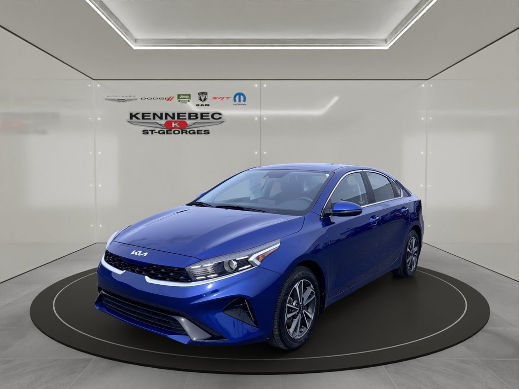 Kia Forte EX 2023 à Saint-Georges, Québec - 3 - w1024h768px