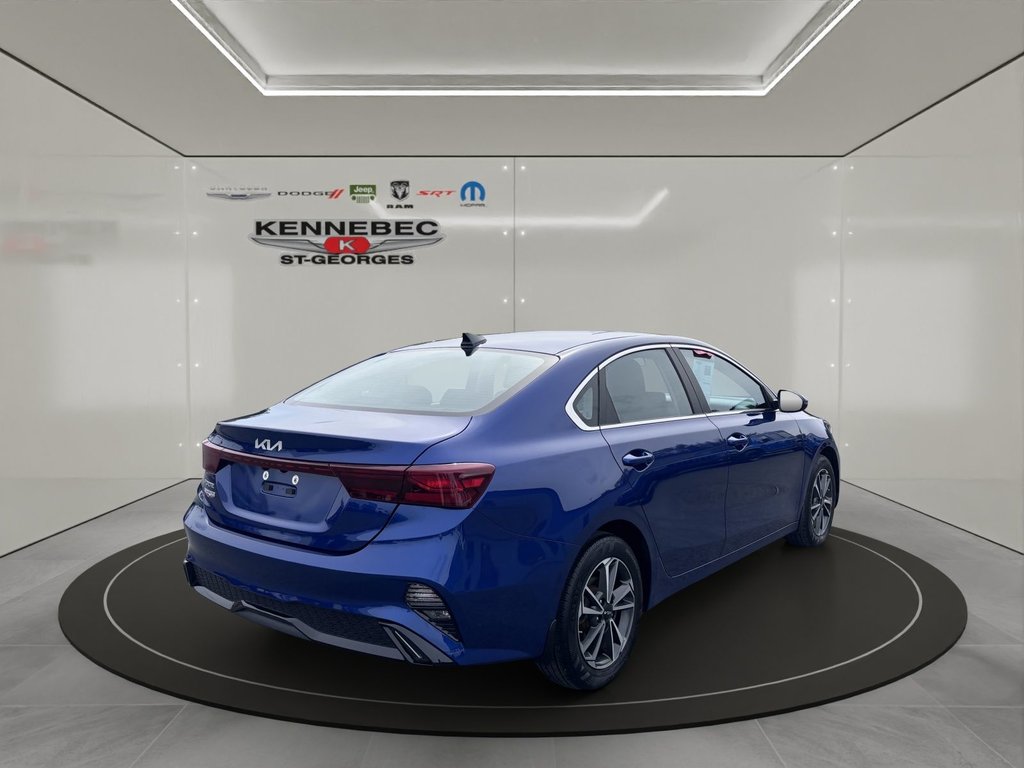 Kia Forte EX 2023 à Saint-Georges, Québec - 8 - w1024h768px