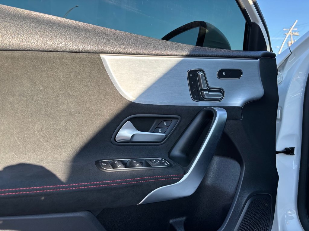 2019 Mercedes-Benz A 250 4MATIC in Saint-Georges, Quebec - 13 - w1024h768px