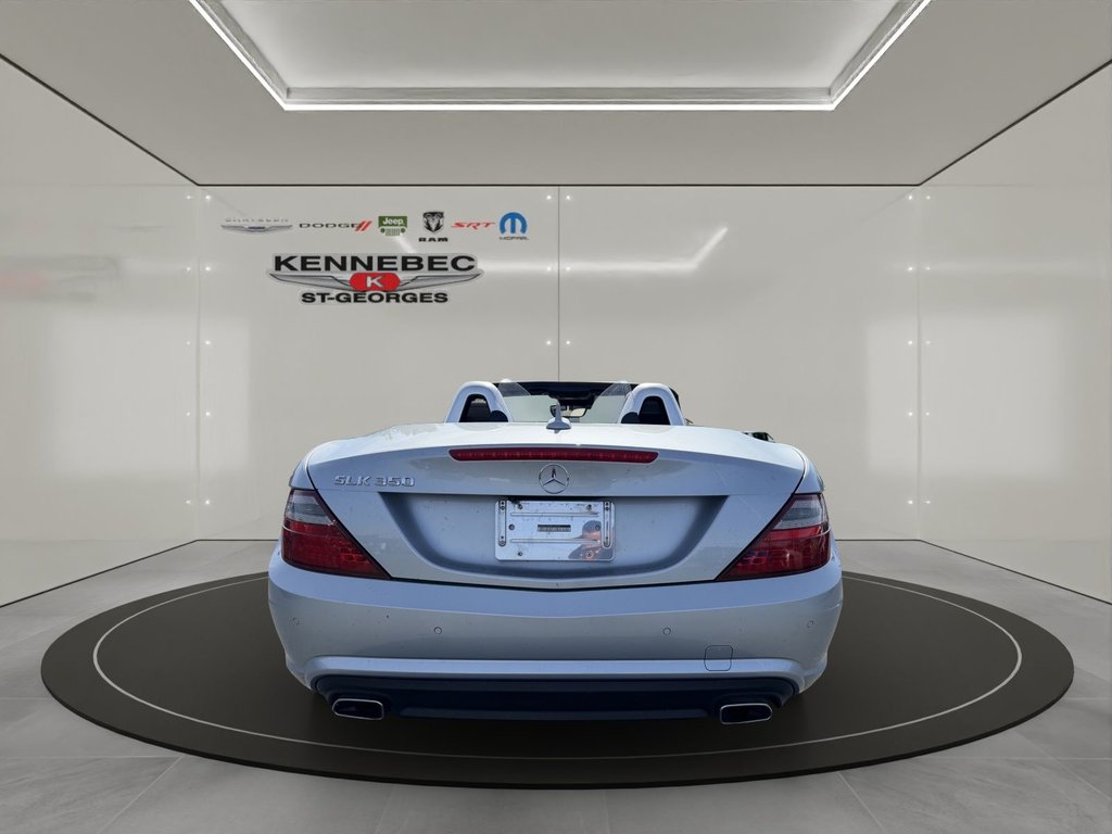 2016 Mercedes-Benz SLK 350 in Saint-Georges, Quebec - 7 - w1024h768px