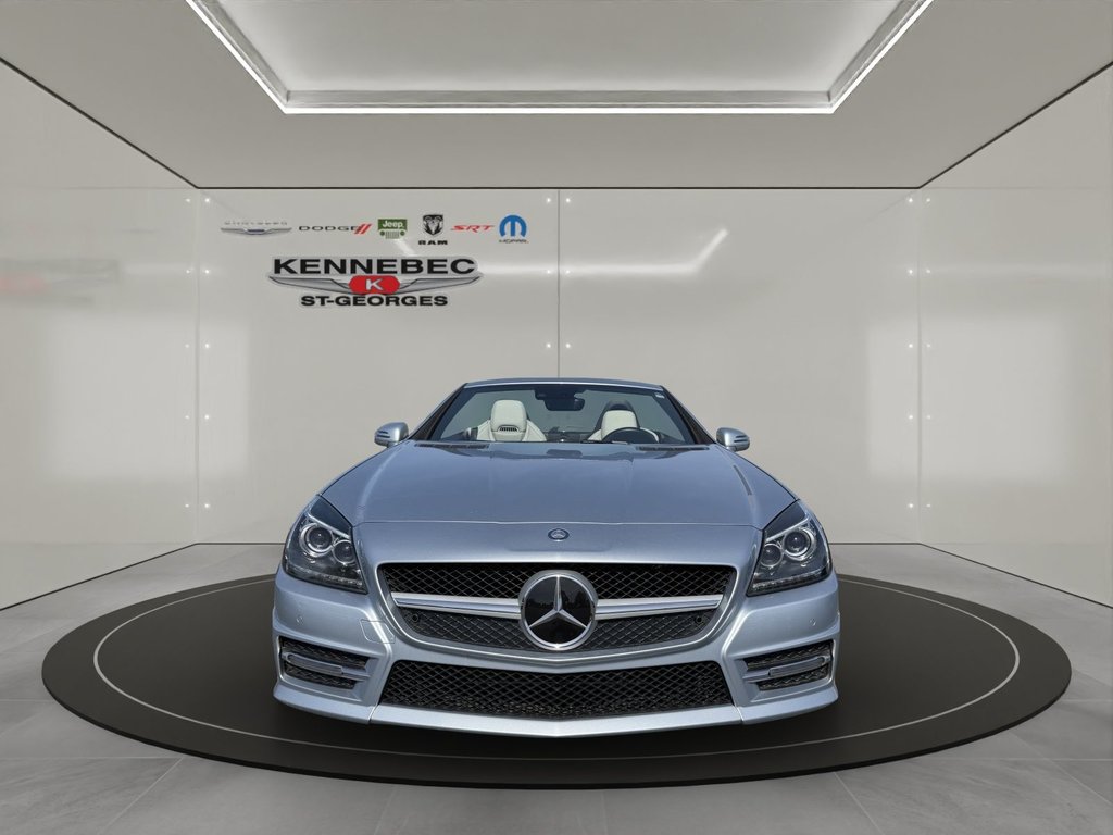 2016 Mercedes-Benz SLK 350 in Saint-Georges, Quebec - 2 - w1024h768px