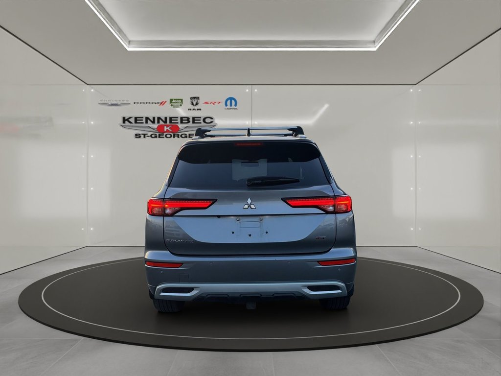 2023 Mitsubishi OUTLANDER GT S  PREMIUM in Saint-Georges, Quebec - 9 - w1024h768px
