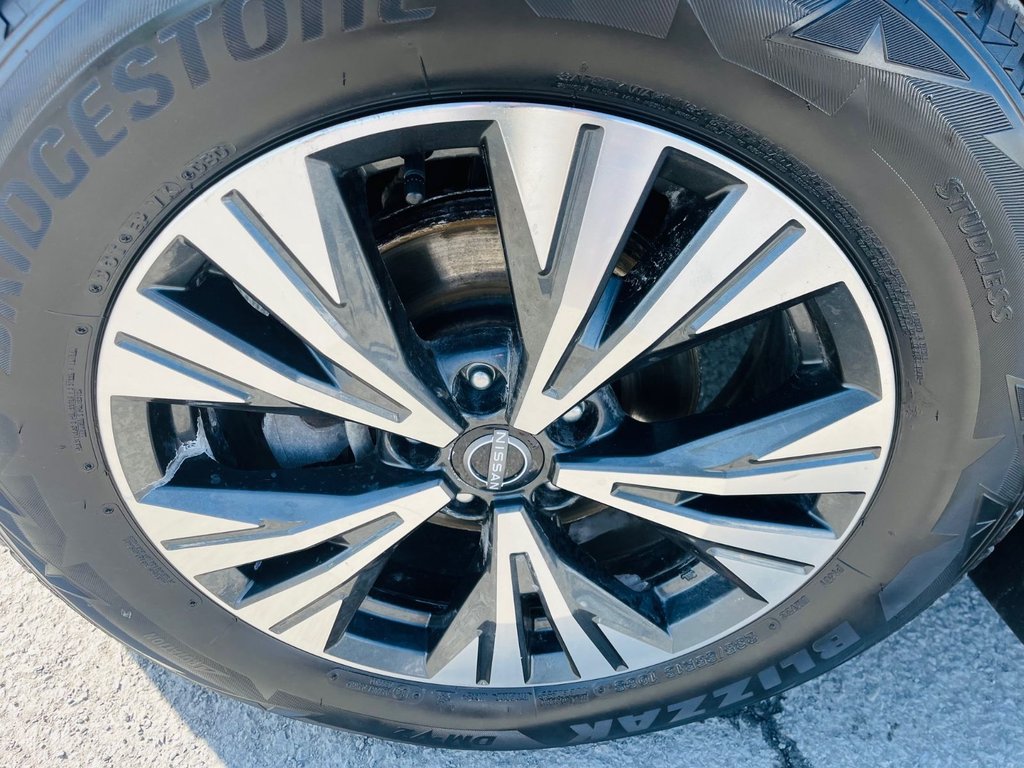 Nissan Rogue SV 2022 à Saint-Georges, Québec - 13 - w1024h768px