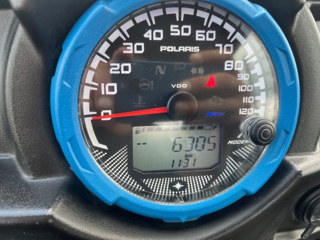 Polaris RZR XP 1000 EPS  2015 à Saint-Georges, Québec - 15 - w1024h768px