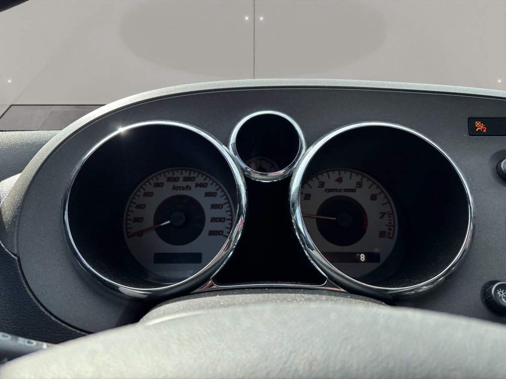 2007 Pontiac Solstice in Saint-Georges, Quebec - 17 - w1024h768px