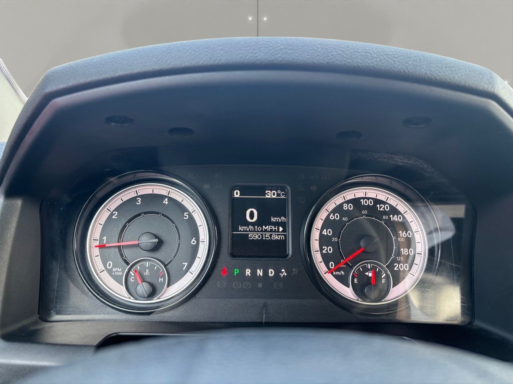 Ram 1500 CLASSIC SLT  2022 à Saint-Georges, Québec - 16 - w1024h768px