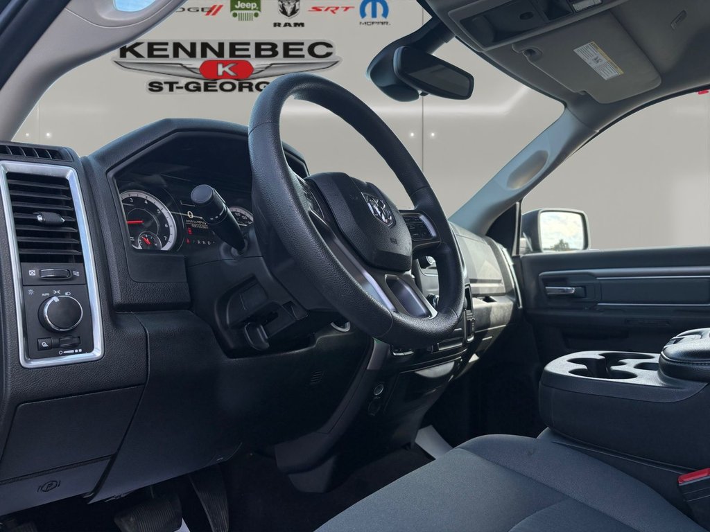 Ram 1500 CLASSIC SLT  2022 à Saint-Georges, Québec - 13 - w1024h768px