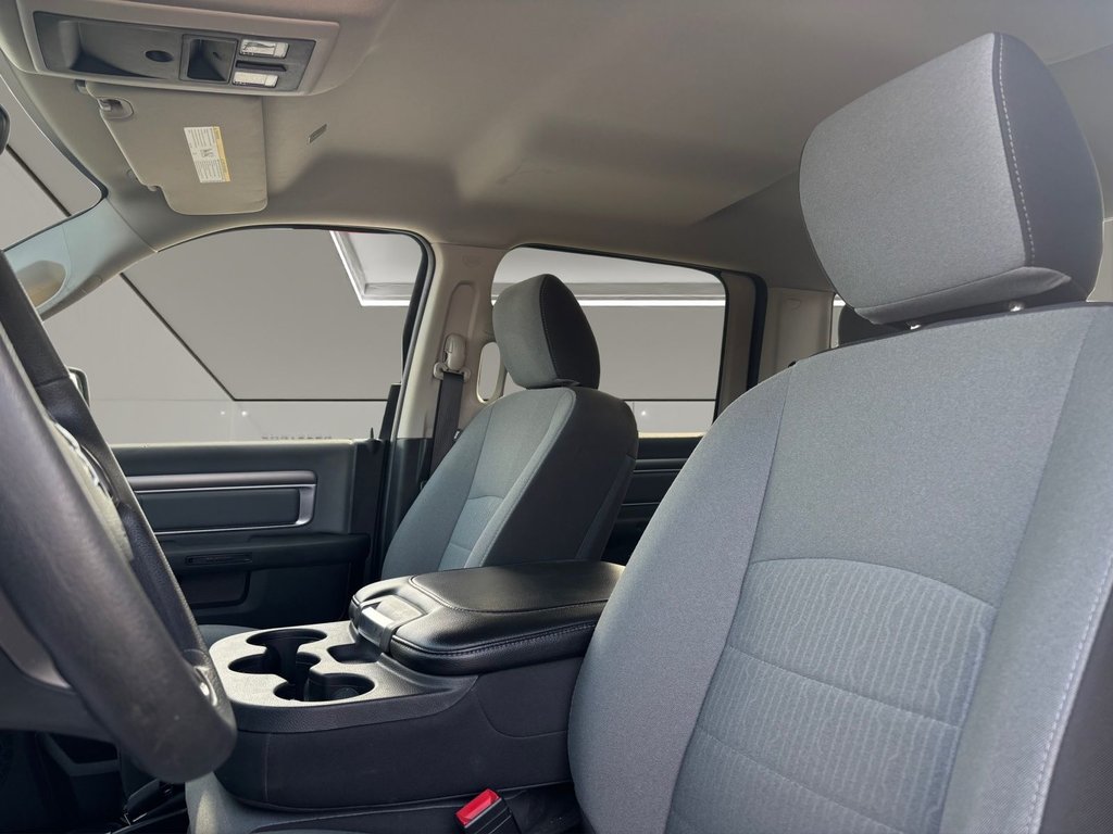 Ram 1500 CLASSIC SLT  2022 à Saint-Georges, Québec - 15 - w1024h768px