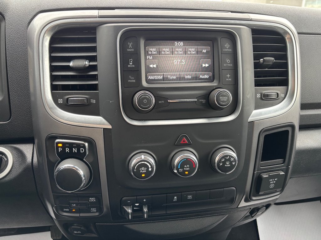Ram 1500 Classic SLT 2023 à Saint-Georges, Québec - 21 - w1024h768px