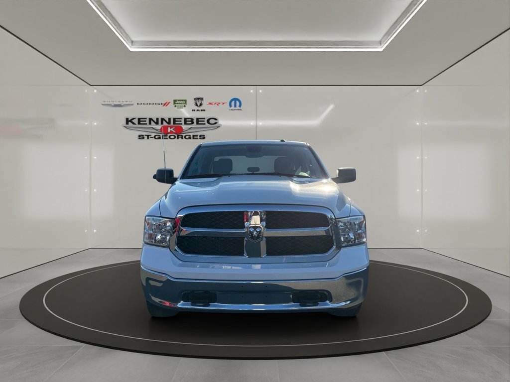 Ram 1500 CLASSIC SLT  2023 à Saint-Georges, Québec - 3 - w1024h768px