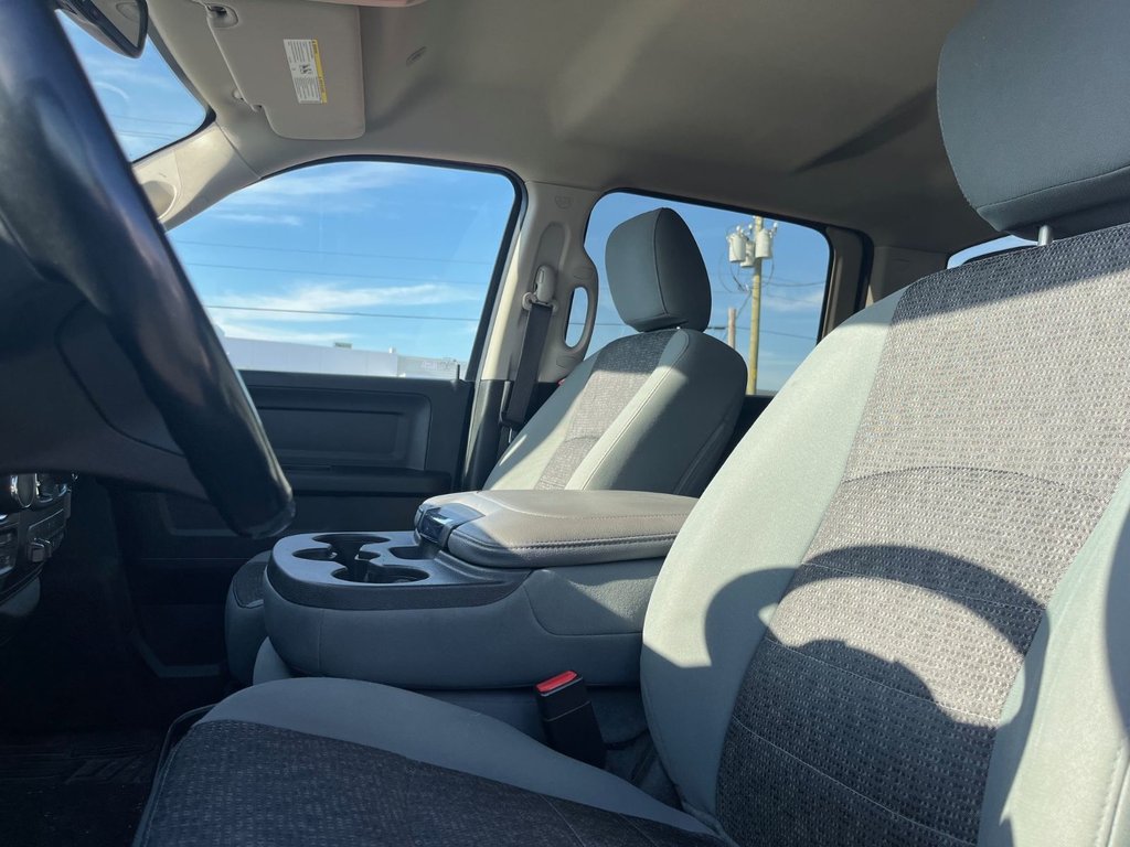 2019 Ram 1500 CLASSIC TRADESMAN in Saint-Georges, Quebec - 14 - w1024h768px