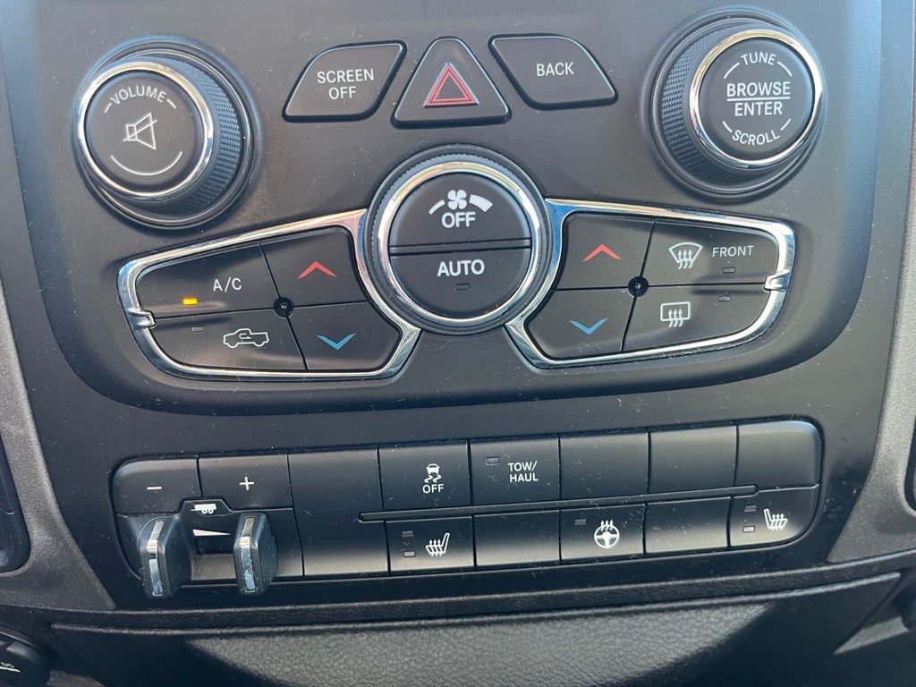 2019 Ram 1500 CLASSIC TRADESMAN in Saint-Georges, Quebec - 23 - w1024h768px