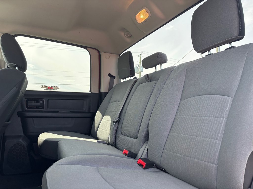 Ram 1500 CLASSIC TRADESMAN  2021 à Saint-Georges, Québec - 28 - w1024h768px