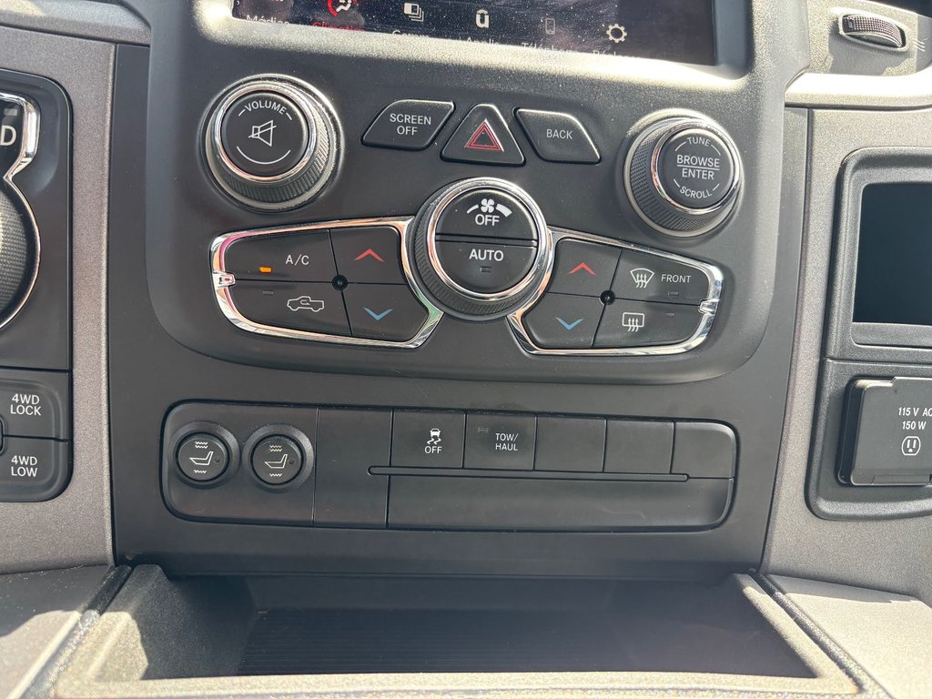 Ram 1500 CLASSIC TRADESMAN  2021 à Saint-Georges, Québec - 22 - w1024h768px