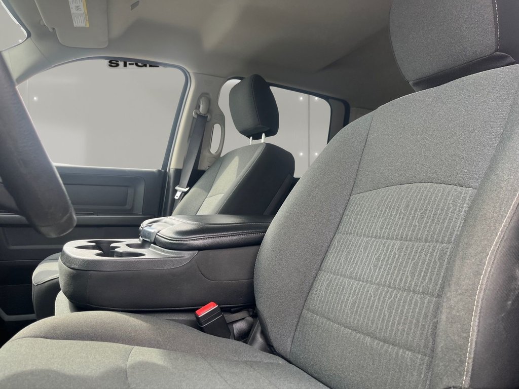 Ram 1500 Classic Express 2021 à Saint-Georges, Québec - 15 - w1024h768px