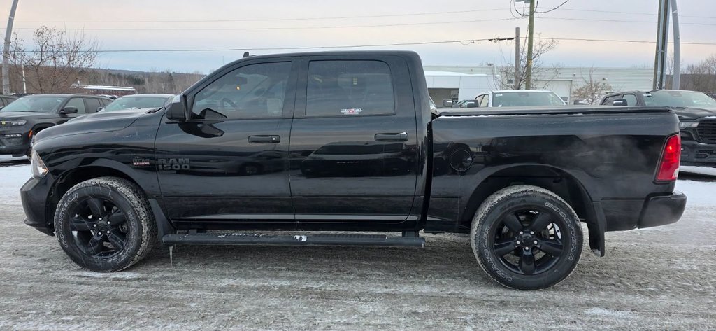 Ram 1500 CLASSIC TRADESMAN EXPRESS 2023 à Saint-Georges, Québec - 8 - w1024h768px