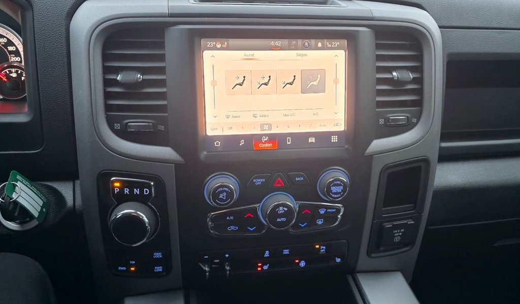 Ram 1500 CLASSIC TRADESMAN EXPRESS 2023 à Saint-Georges, Québec - 18 - w1024h768px