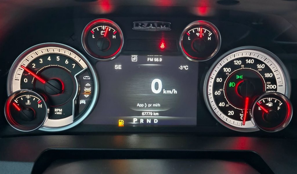 Ram 1500 CLASSIC TRADESMAN EXPRESS 2023 à Saint-Georges, Québec - 15 - w1024h768px