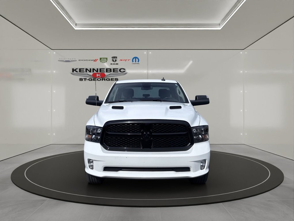 2023 Ram 1500 Classic Express in Saint-Georges, Quebec - 3 - w1024h768px