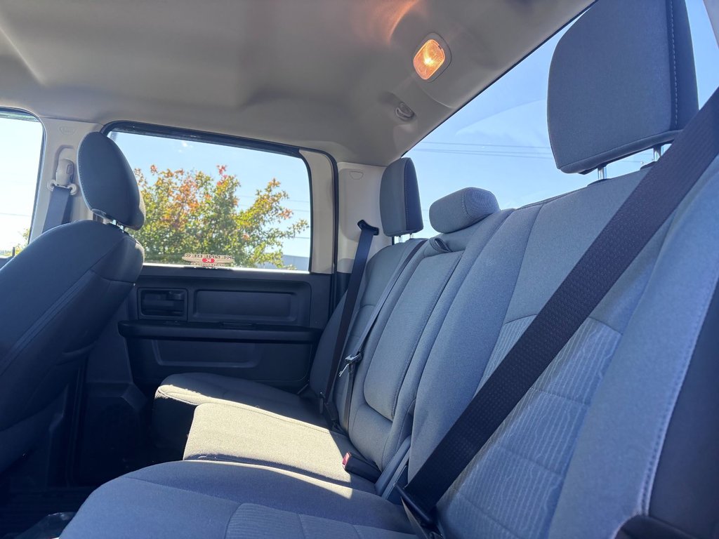 2023 Ram 1500 Classic Tradesman in Saint-Georges, Quebec - 26 - w1024h768px
