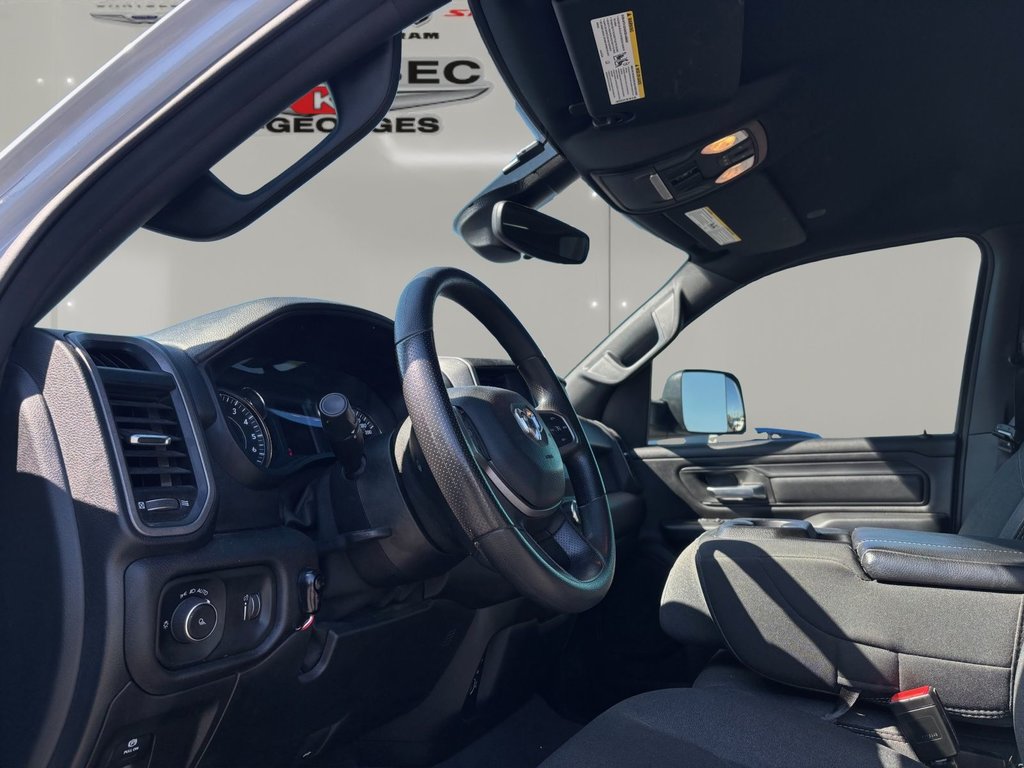 2022 Ram 1500 Tradesman in Saint-Georges, Quebec - 13 - w1024h768px