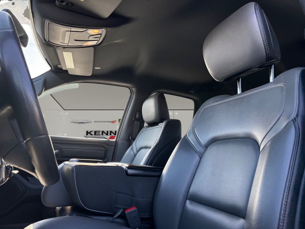 Ram 1500 Tradesman  2021 à Saint-Georges, Québec - 15 - w1024h768px
