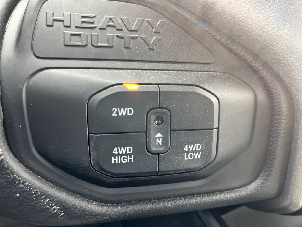 2025 Ram 2500 Big Horn NIGHT EDITION HEMI in Saint-Georges, Quebec - 15 - w1024h768px