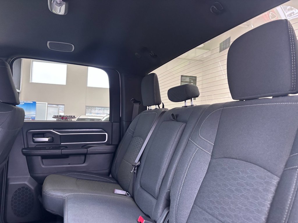 2025 Ram 2500 BIG HORN BIG HORN in Saint-Georges, Quebec - 26 - w1024h768px
