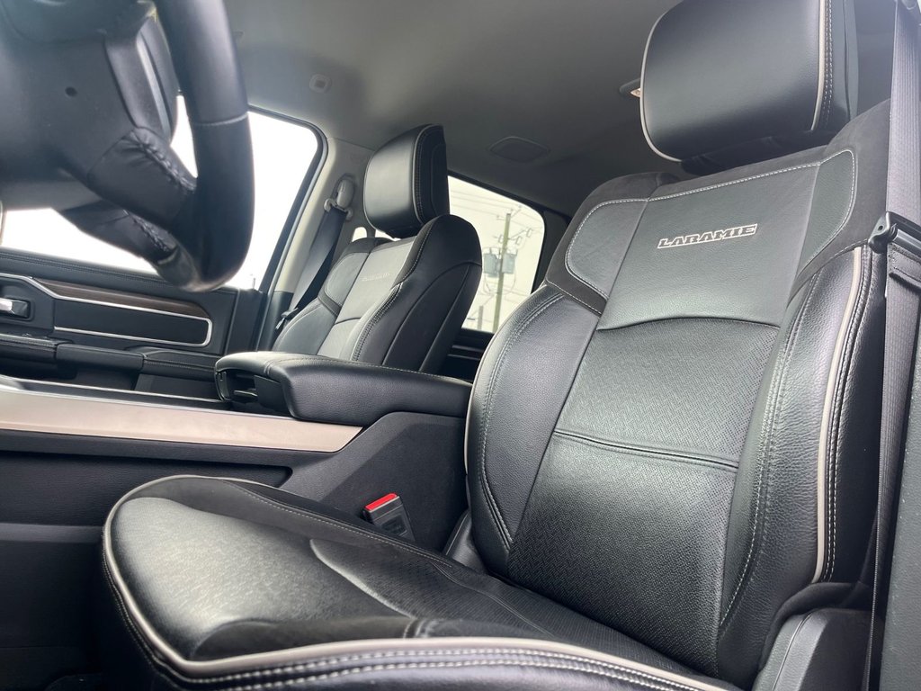 2023 Ram 2500 Laramie HEMI 6.4L + GARANTIE PLAN OR in Saint-Georges, Quebec - 15 - w1024h768px