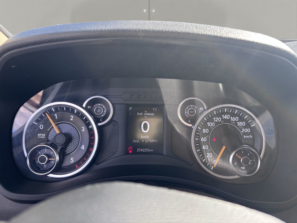 Ram 2500 Tradesman CUMMINSTURBO DIESEL 2019 à Saint-Georges, Québec - 16 - w1024h768px
