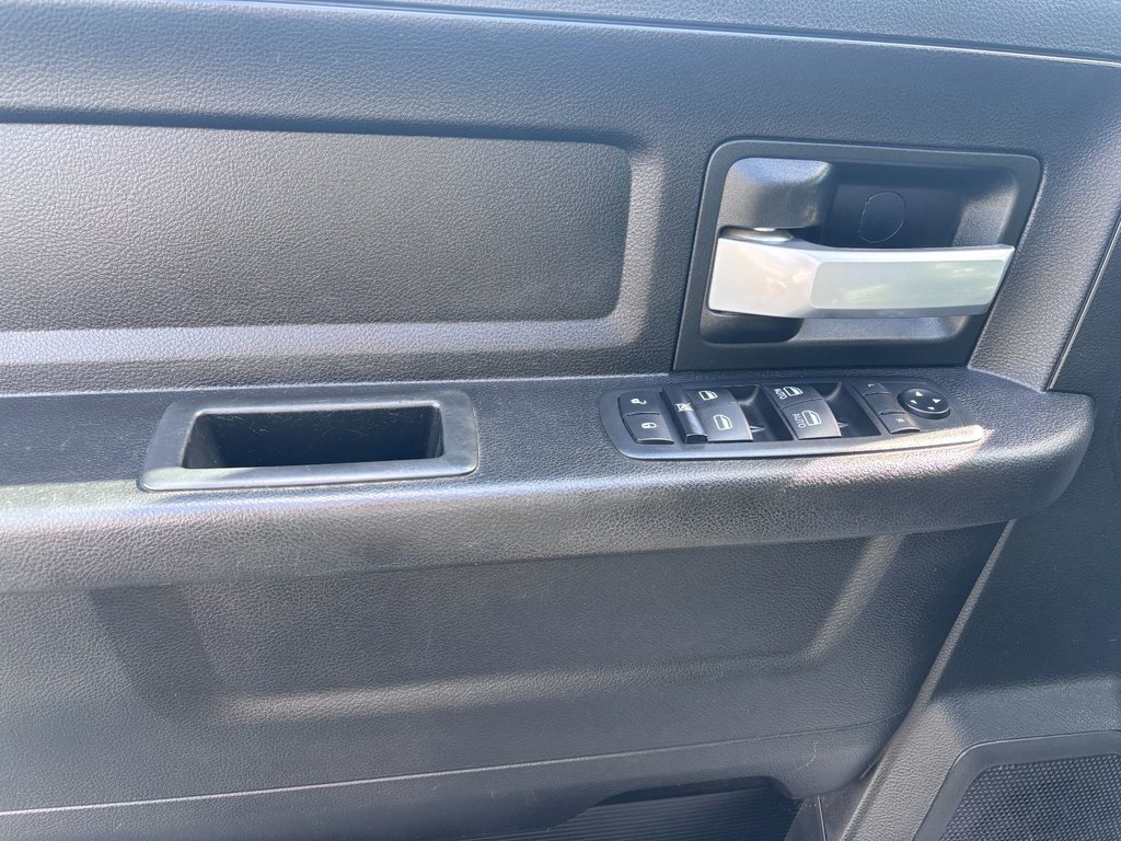 Ram 2500 Tradesman CUMMINSTURBO DIESEL 2019 à Saint-Georges, Québec - 11 - w1024h768px