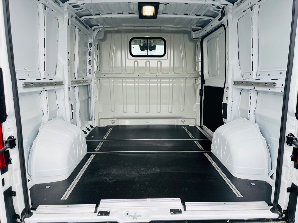 Ram PROMASTER 1500 118  2025 à Saint-Georges, Québec - 18 - w1024h768px