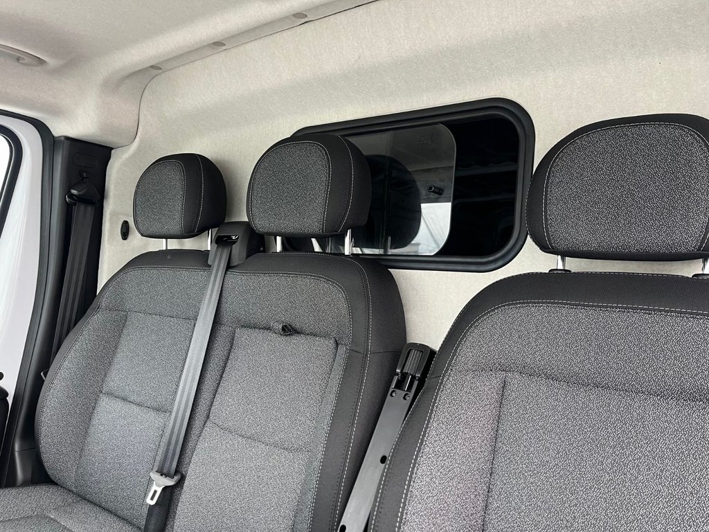 Ram ProMaster Cargo Van Tradesman 2025 à Saint-Georges, Québec - 11 - w1024h768px