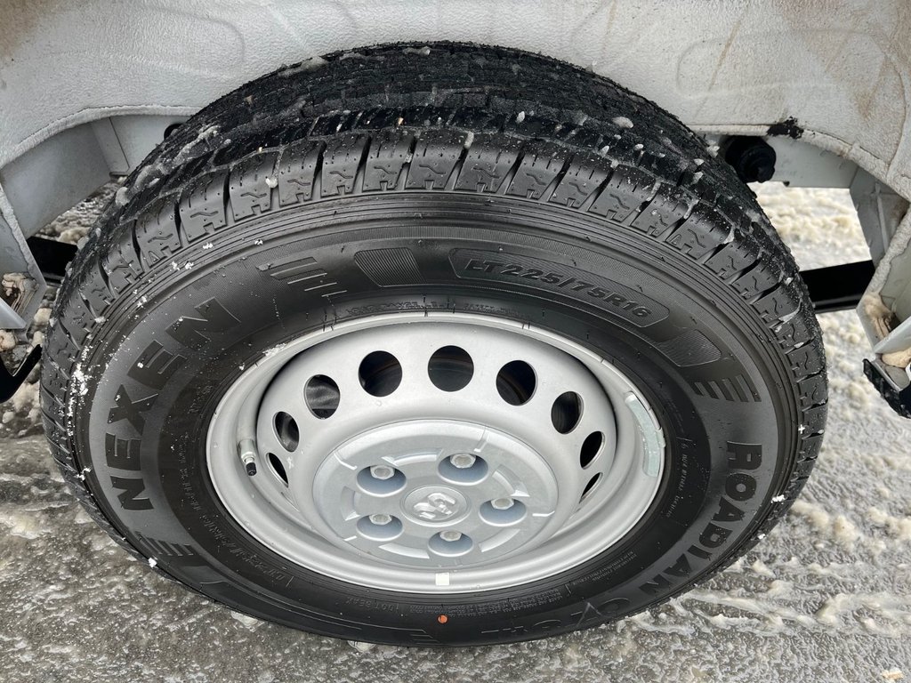 Ram ProMaster Cargo Van Tradesman 2025 à Saint-Georges, Québec - 6 - w1024h768px