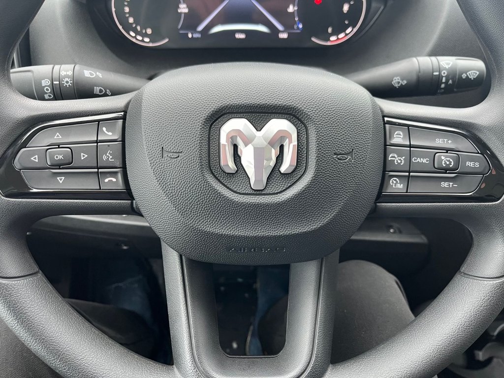 Ram ProMaster Cargo Van Tradesman 2025 à Saint-Georges, Québec - 21 - w1024h768px