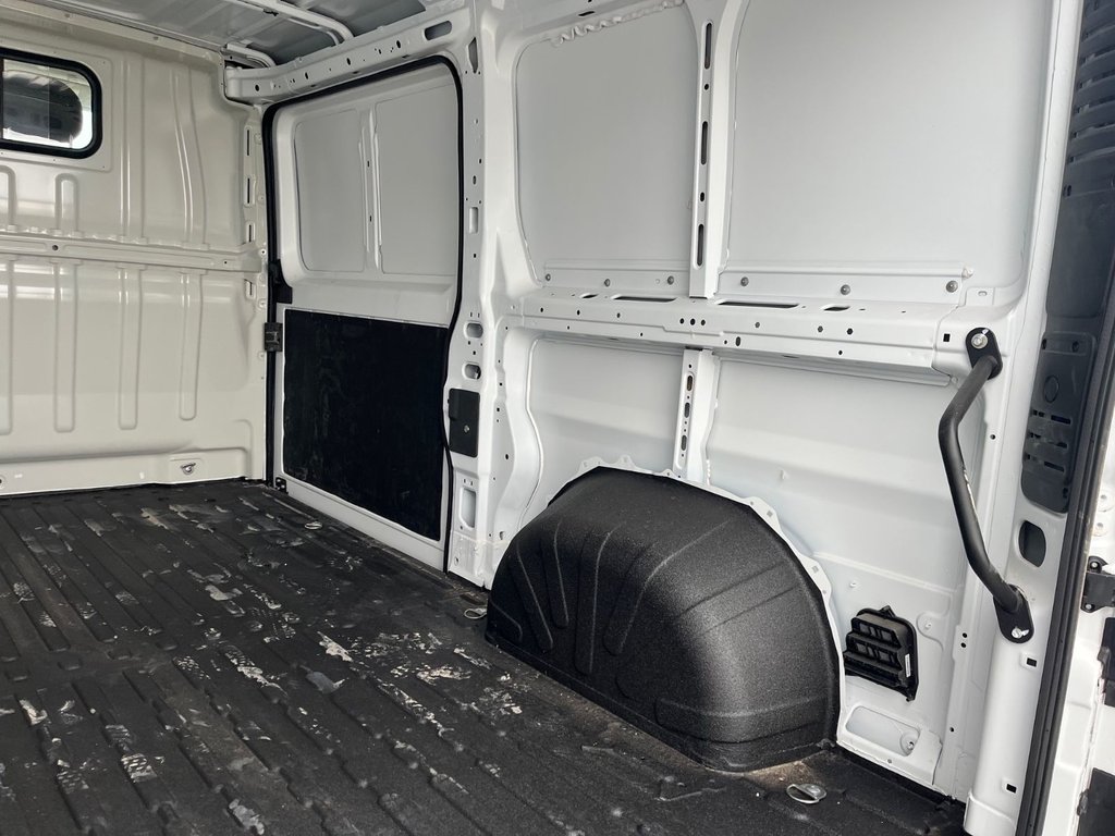 Ram ProMaster Cargo Van Tradesman 2025 à Saint-Georges, Québec - 15 - w1024h768px
