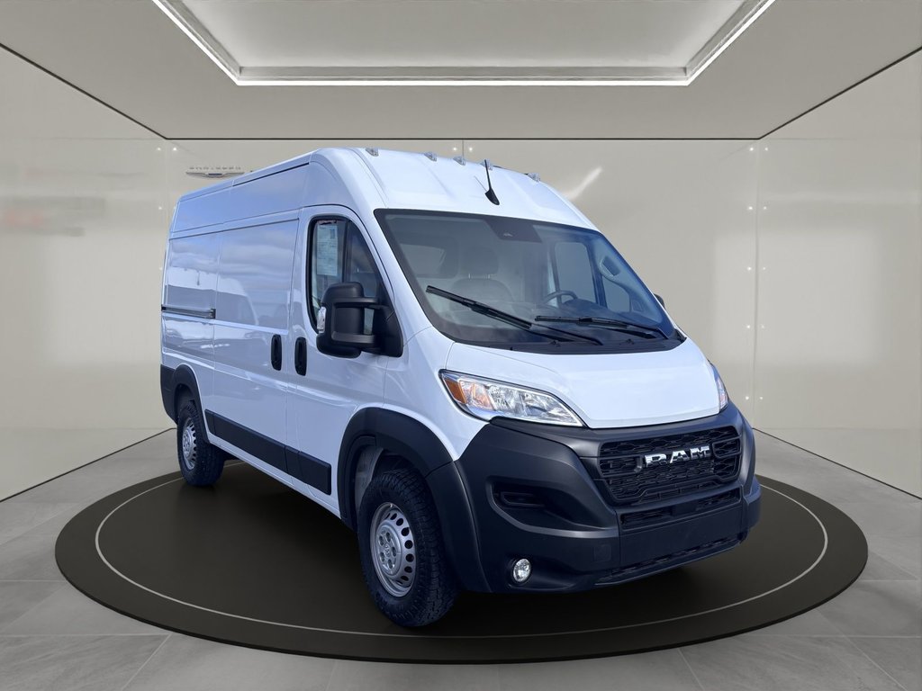 2025 Ram ProMaster Cargo Van Tradesman in Saint-Georges, Quebec - 1 - w1024h768px