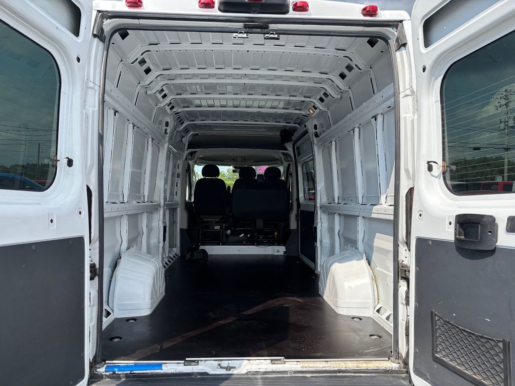 2019 Ram PROMASTER 3500 HIGH in Saint-Georges, Quebec - 24 - w1024h768px
