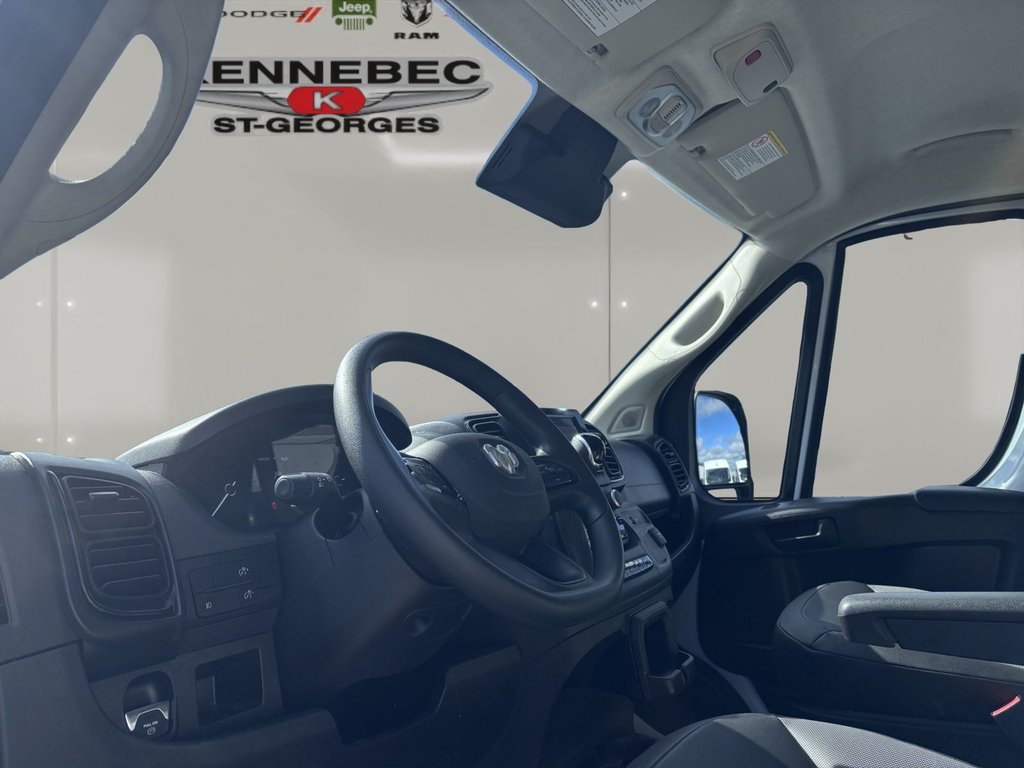 2025 Ram PROMASTER 2500 136'' HIGH in Saint-Georges, Quebec - 14 - w1024h768px