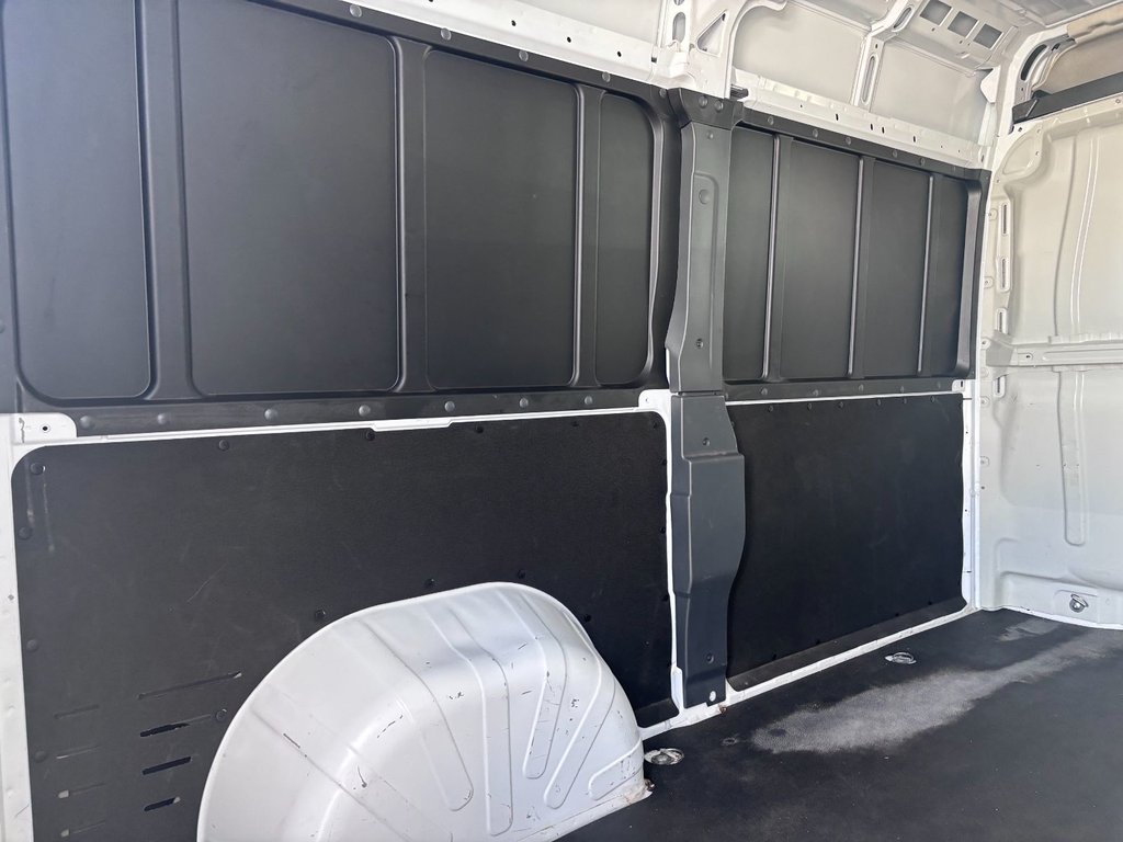 2025 Ram PROMASTER 2500 136'' HIGH in Saint-Georges, Quebec - 24 - w1024h768px
