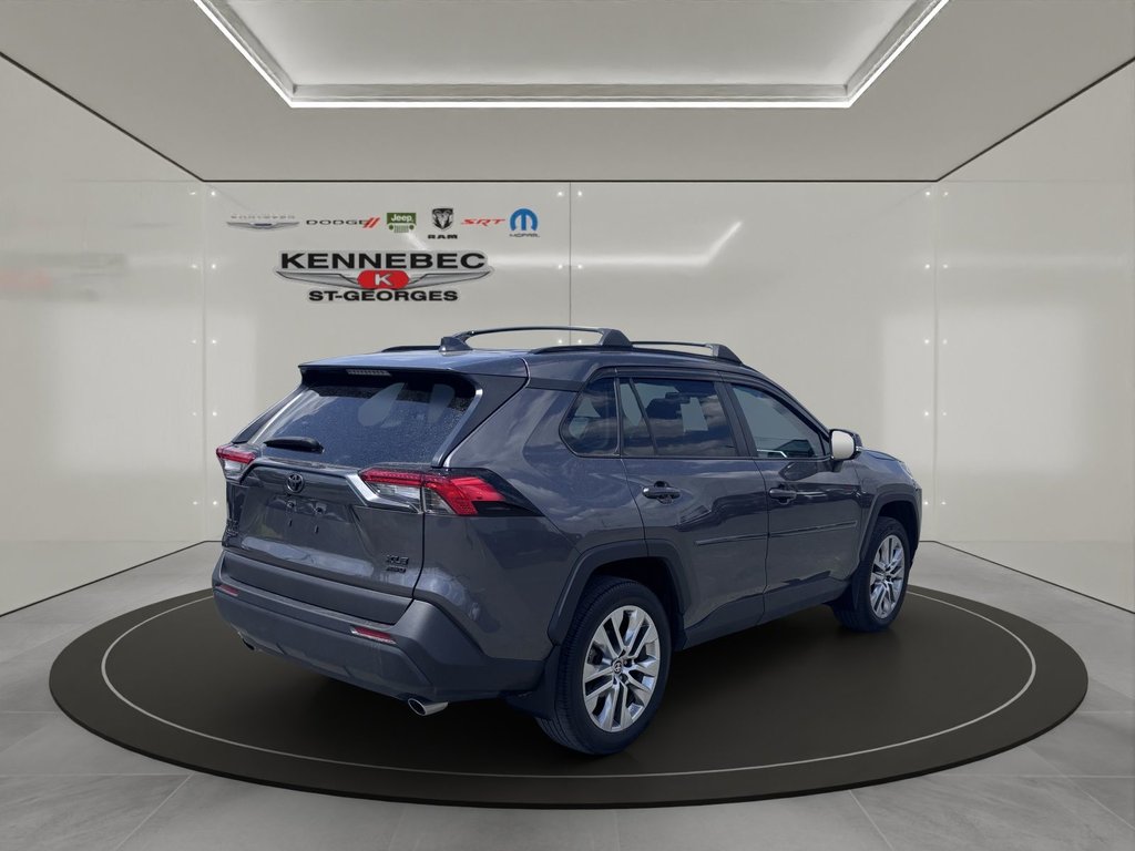 2024 Toyota RAV4 XLE PREMIUM in Saint-Georges, Quebec - 9 - w1024h768px