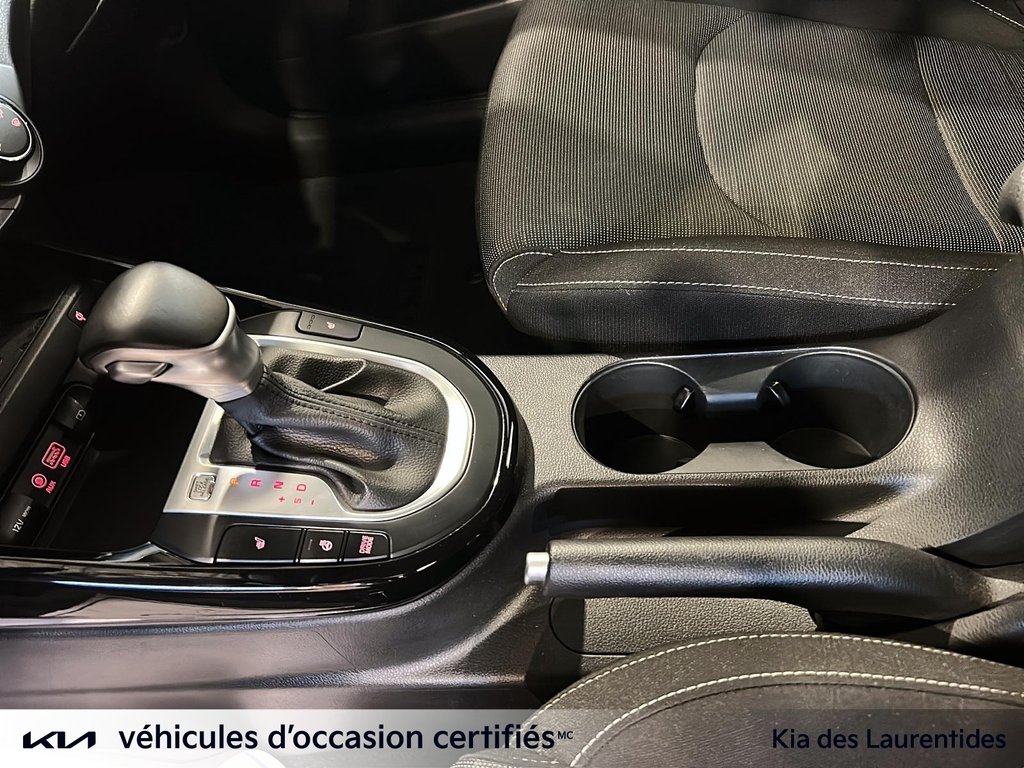 Kia Forte5 EX, JAMAIS ACCIDENTÉ, SIÈGES CHAUFFANTS 2021 à Mirabel, Québec - 17 - w1024h768px