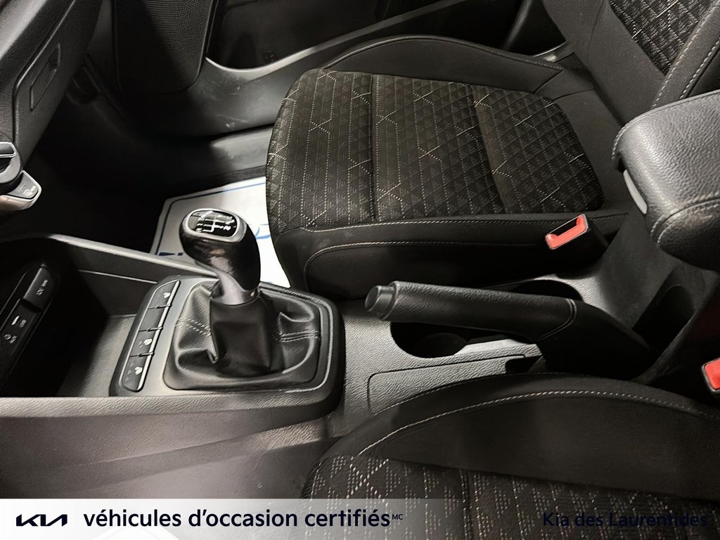 Kia Rio 5-door LX+, JAMAIS ACCIDENTÉ, PNEUS D'HIVERS 2018 à Mirabel, Québec - 19 - w1024h768px