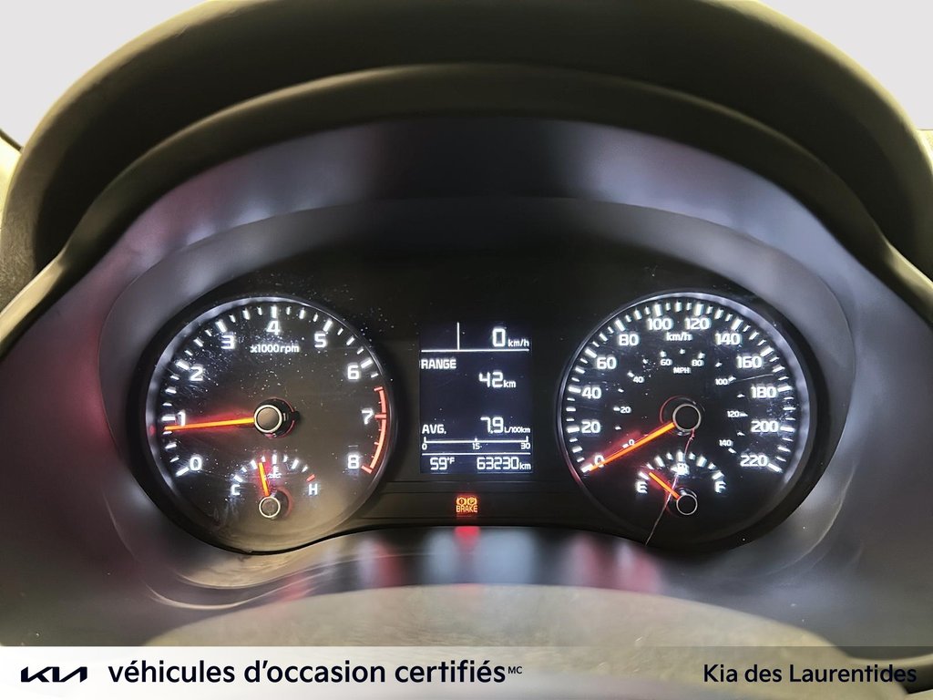 Kia Rio 5-door LX+, JAMAIS ACCIDENTÉ, PNEUS D'HIVERS 2018 à Mirabel, Québec - 12 - w1024h768px